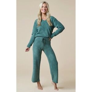 Softies Womens Size XS Marshmallow V-Neck Lounge Set Green Plush Pajamas Lounge